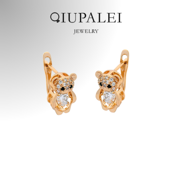 QIUPALEI Jewelry-New three-dimensional hollow design zirconia bear earrings fashion wild niche design high-level sense of ear jewelry