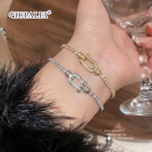 Qiupalei Jewelry | Irregular Geometric Design Horseshoe Buckle Zircon Bracelet Simple Light Luxury